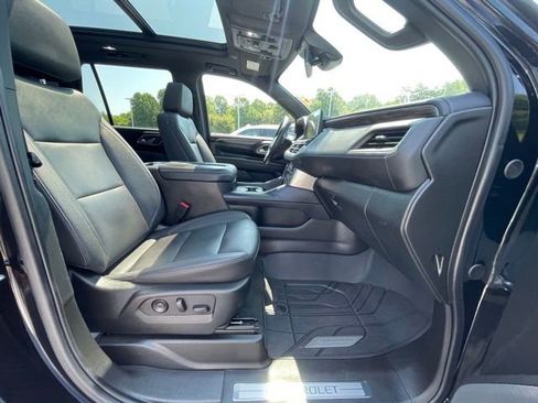 Used 2024 Chevrolet Tahoe Z71 w/ Z71 Off-Road Package image 28