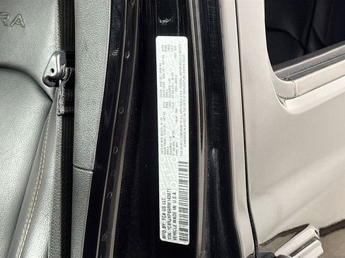 Used 2024 Jeep Wrangler Unlimited Sahara w/ Safety Group image 29