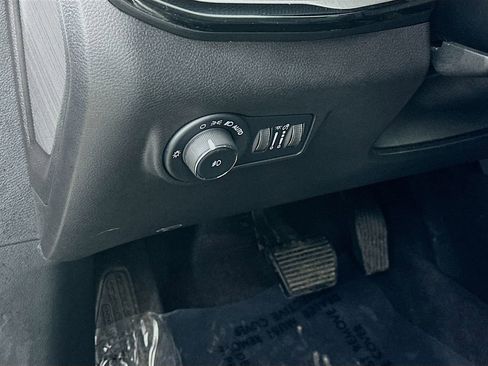 Used 2022 Jeep Compass Trailhawk AWD/4WD image 16