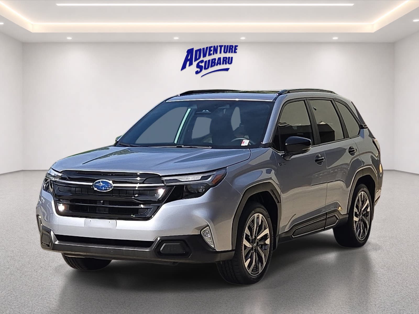 Used 2025 Subaru Forester Touring w/ Touring Package AWD/4WD image 2