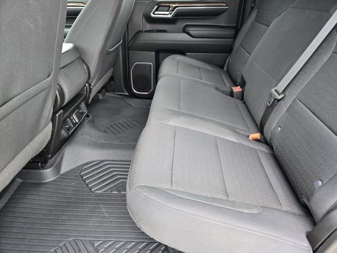 Used 2024 Chevrolet Silverado 1500 RST AWD/4WD image 29