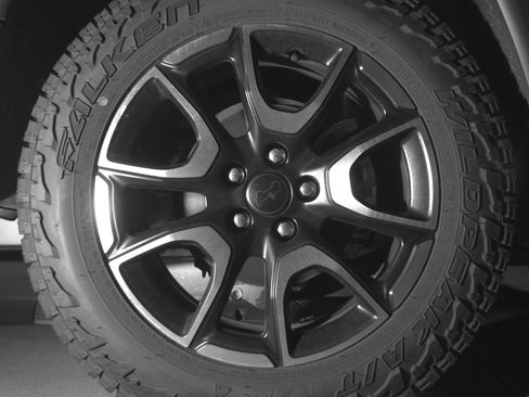 Used 2025 Jeep Compass Trailhawk AWD/4WD image 15