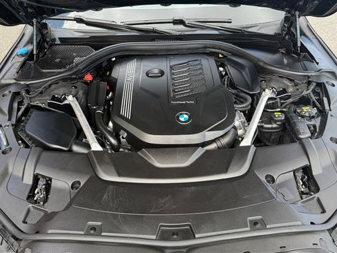Used 2020 BMW 740i xDrive w/ Cold Weather Package AWD/4WD image 6