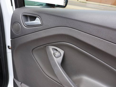Used 2013 Ford Escape SE AWD/4WD image 23