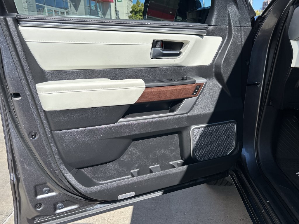 Used 2024 Toyota Tundra Capstone AWD/4WD image 11