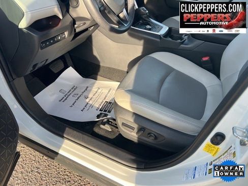 Used 2021 Toyota RAV4 Limited image 14