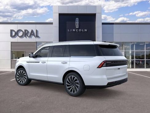 New 2025 Lincoln Navigator Black Label AWD/4WD image 4