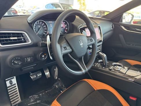 Used 2024 Maserati Ghibli Trofeo image 13