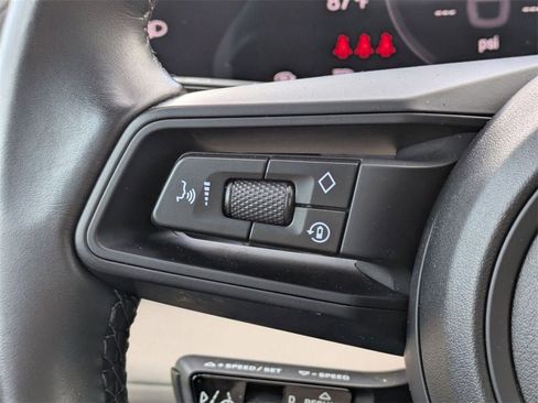 Used 2021 Porsche Taycan 4S image 23