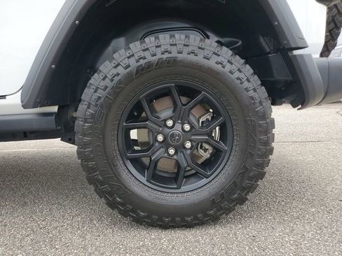Certified 2024 Jeep Wrangler Unlimited Sport AWD/4WD image 13