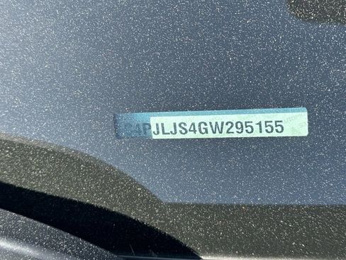 Used 2016 Jeep Cherokee Overland image 34