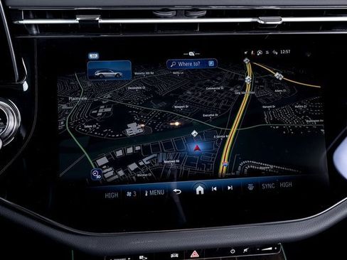 Used 2024 Mercedes-Benz E 450 4MATIC All-Terrain Wagon image 41