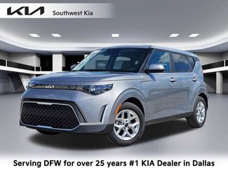 Certified 2025 Kia Soul LX FWD video 1