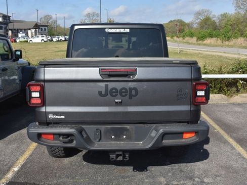 Used 2025 Jeep Gladiator Willys image 3