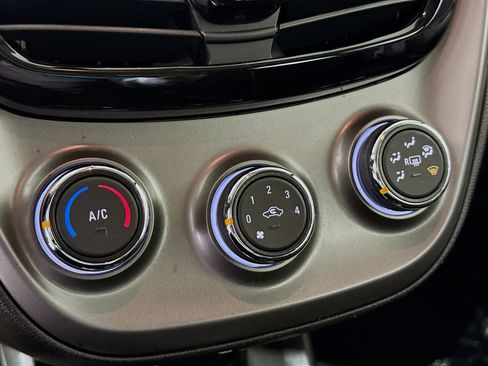 Used 2021 Chevrolet Spark LT image 17