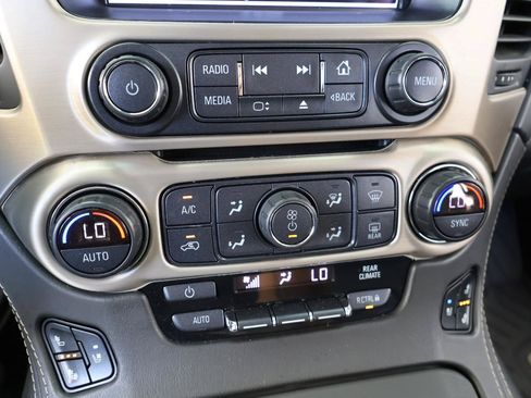 Used 2019 GMC Yukon XL Denali w/ Open Road Package AWD/4WD image 55