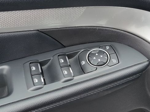 Used 2016 Ford Explorer XLT image 15