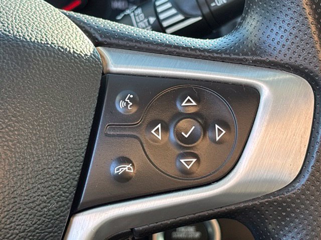 Used 2024 GMC Terrain SLE w/ Driver Convenience Package FWD image 20