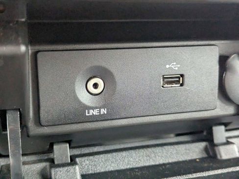 Used 2013 Ford F150 XLT w/ XLT Chrome Pkg RWD image 21