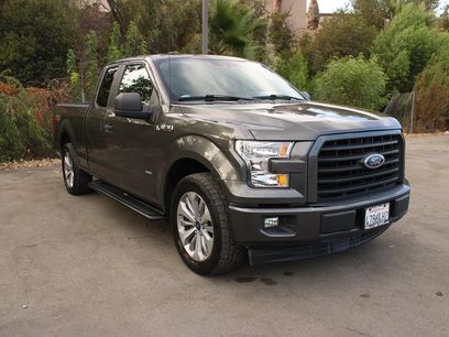Used 2017 Ford F150 XL w/ Equipment Group 101A Mid
