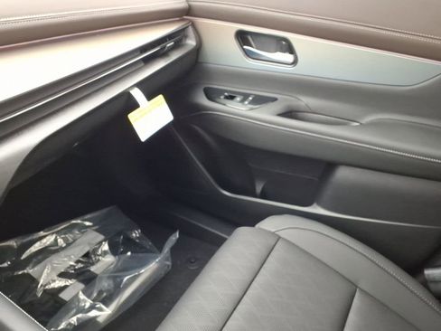 New 2026 Nissan Murano Platinum image 23