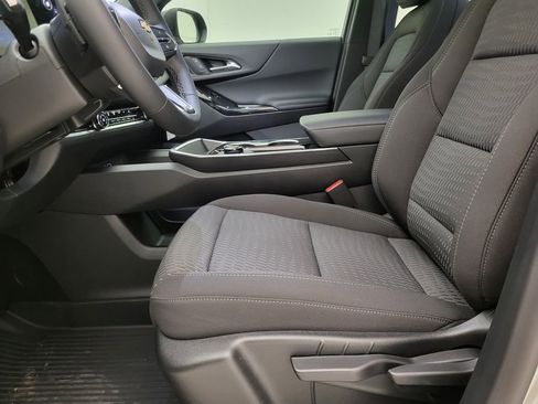 New 2026 Chevrolet Equinox LT w/ LPO, Floor Liner Package image 25