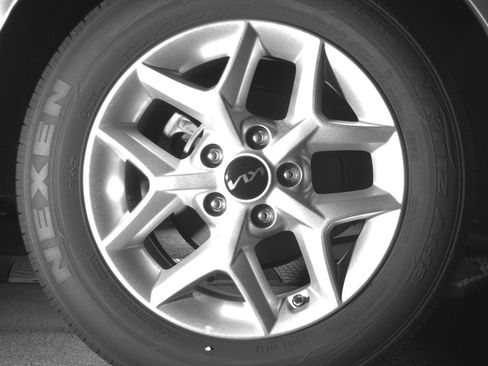 Used 2025 Kia Soul LX w/ LX Technology Package image 15