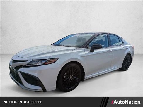 Used 2023 Toyota Camry XSE w/ Cold Weather Package AWD/4WD image 1