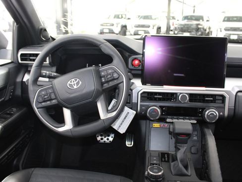 New 2026 Toyota 4Runner TRD Sport Premium AWD/4WD image 2