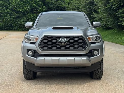 Used 2021 Toyota Tacoma TRD Sport AWD/4WD image 3