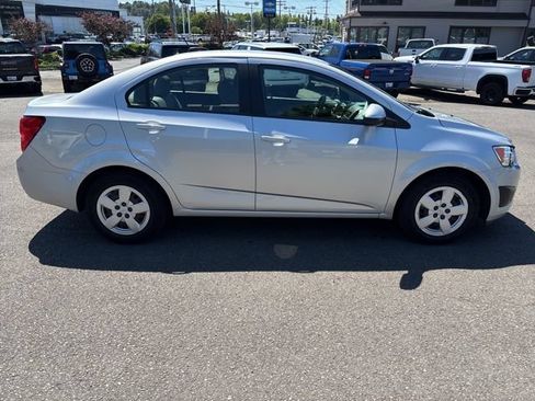 Used 2016 Chevrolet Sonic LS FWD image 6