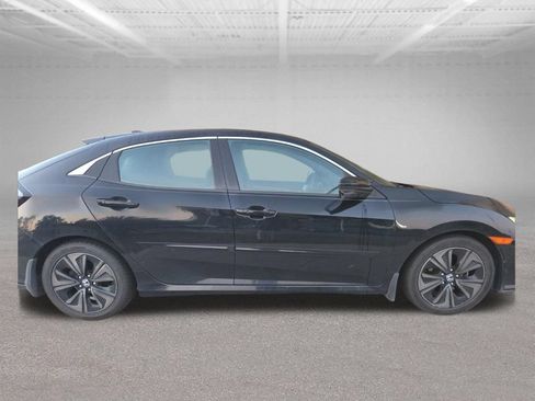 Used 2018 Honda Civic EX image 8