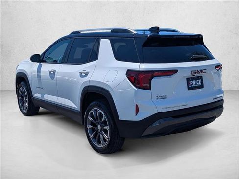 Used 2026 GMC Terrain Elevation w/ Elevation Premium Package AWD/4WD image 8