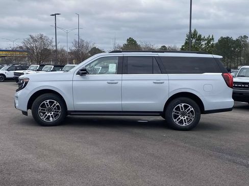 New 2026 Ford Expedition Max Active RWD image 6