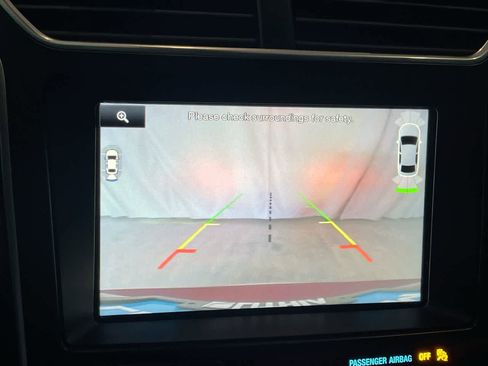 Used 2016 Ford Explorer Platinum image 17