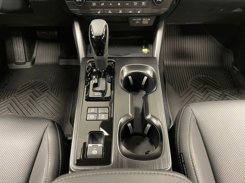 New 2026 Subaru Outback Limited image 12