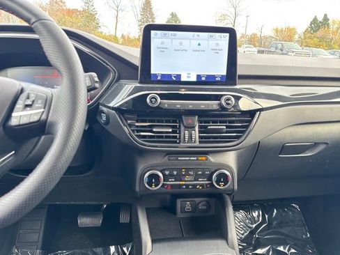 Used 2025 Ford Escape ST-Line Select image 27