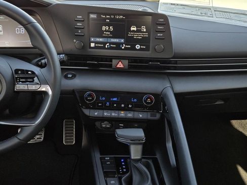 New 2026 Hyundai Elantra SEL Sport Premium FWD image 20