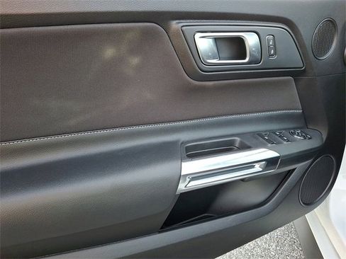 Used 2022 Ford Mustang Convertible w/ Equipment Group 101A image 12