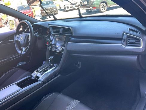 Used 2021 Honda Civic Sport image 14