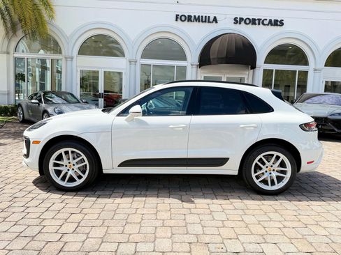 Used 2022 Porsche Macan AWD/4WD image 15