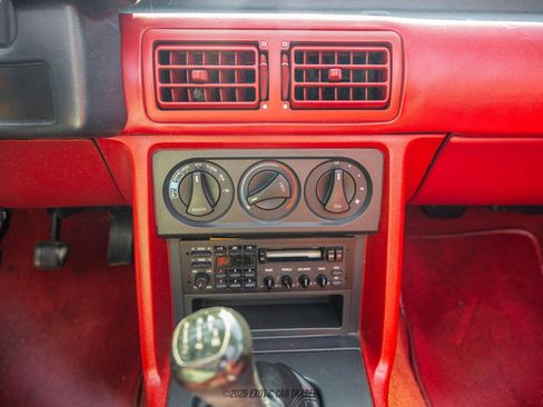 Used 1987 Ford Mustang GT RWD image 42