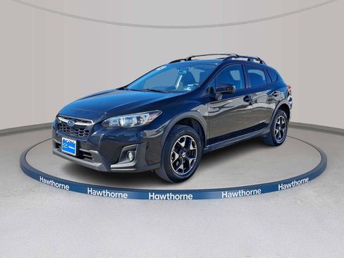 Used 2018 Subaru Crosstrek 2.0i Premium image 3
