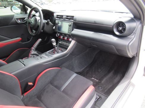 Used 2026 Subaru BRZ Limited RWD image 13