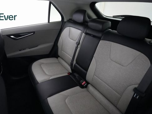 Used 2024 Kia Niro Wave w/ Wave Preserve Package image 10