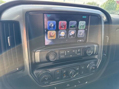 Used 2018 Chevrolet Silverado 1500 LT w/ Texas Edition image 10