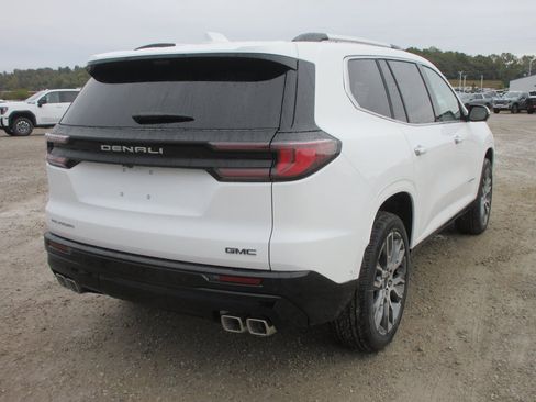 New 2026 GMC Acadia Denali Ultimate image 5