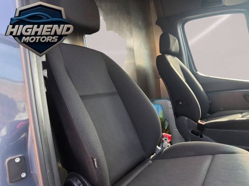 Used 2019 Mercedes-Benz Sprinter 170 image 14
