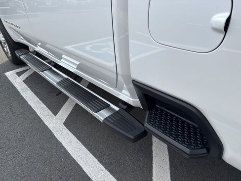 Used 2020 GMC Sierra 3500 Denali w/ Denali Ultimate Package image 10