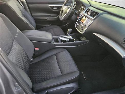 Used 2018 Nissan Altima 2.5 S w/ S Convenience Package image 19